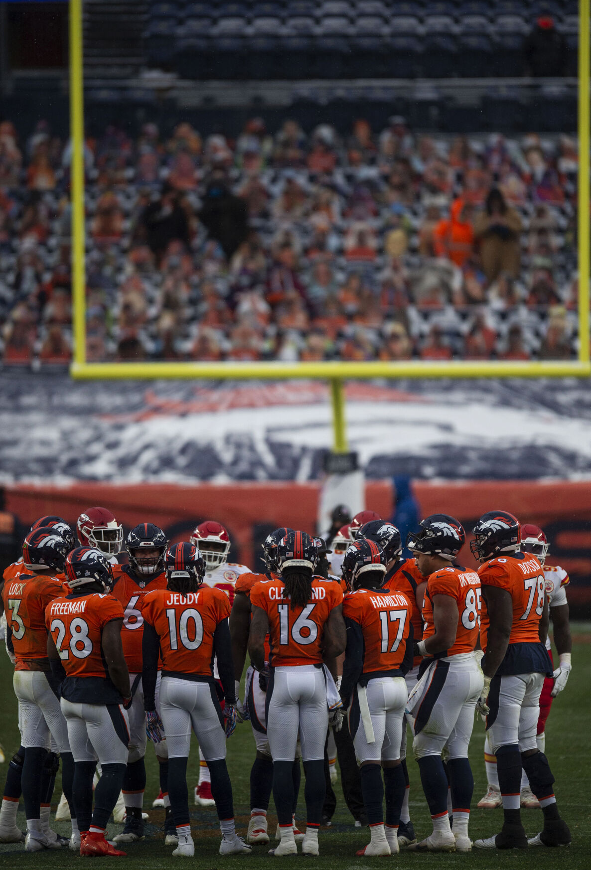 102620-s-broncos 07.jpg
